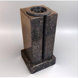 Гранитная ваза ВГР-688