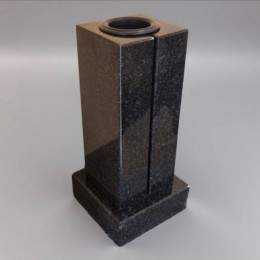 Гранитная ваза ВГР-689